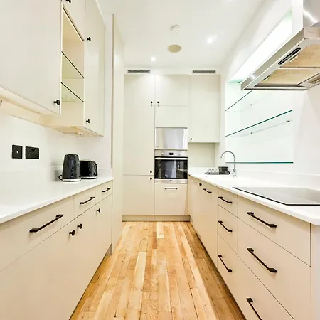 Amazing 3 Bed Apartment Great Portland Street London Exterior photo